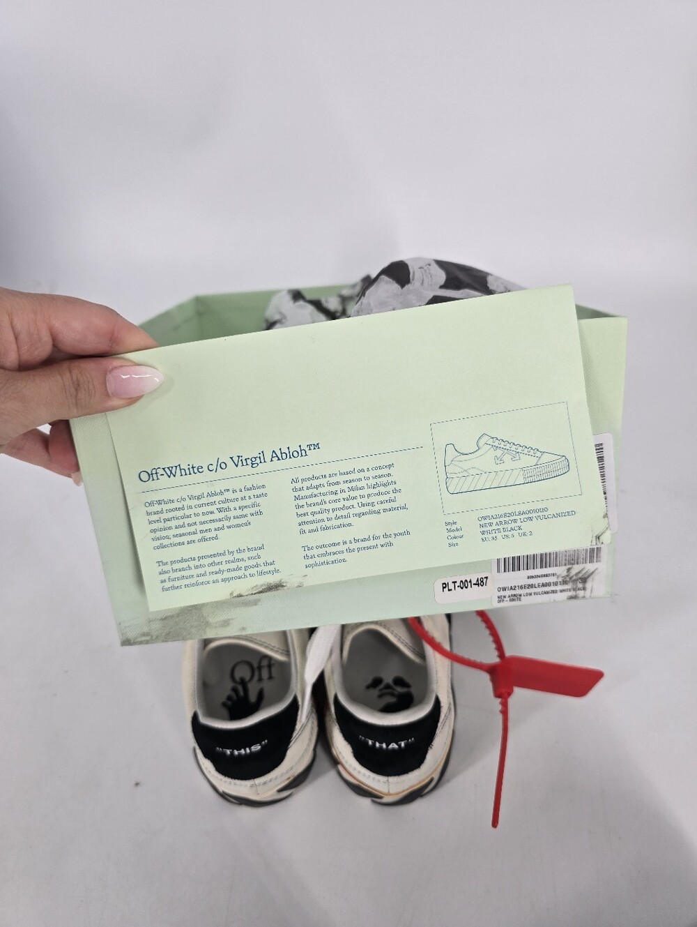 Off White New Arrow Low Vulcanized White Black Sneakers Size 35 US 5 - Picture 16 of 16